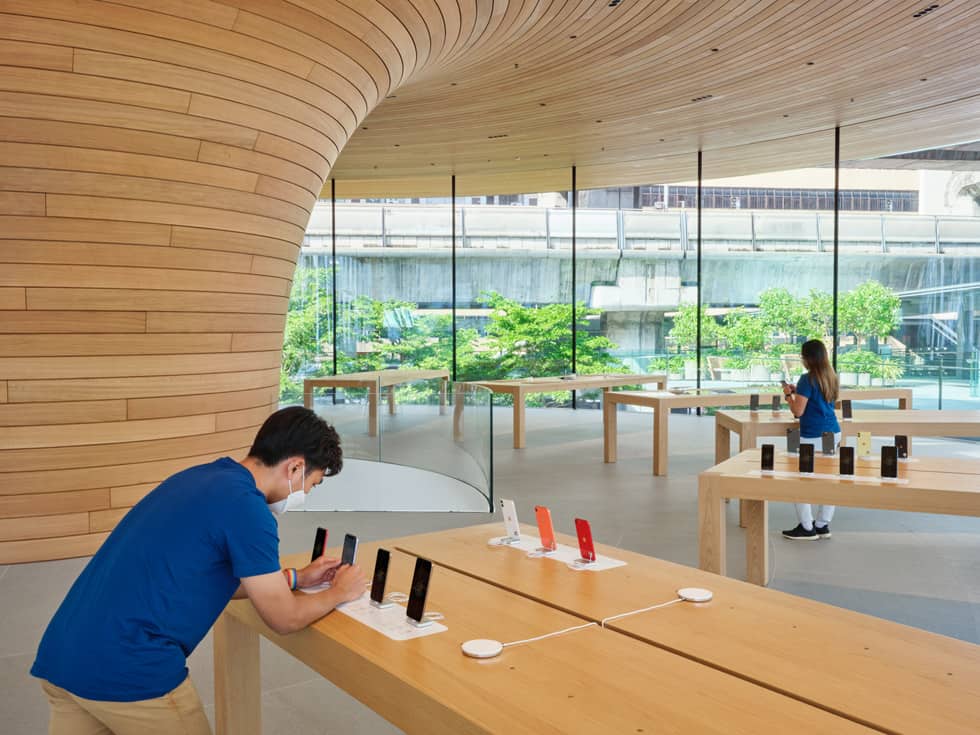 Apple Store Apple Central World